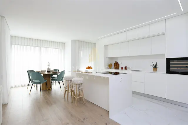 Exclusive Modern Architecture T3 in Montijo – Sustainability and Luxury with A+ Certification